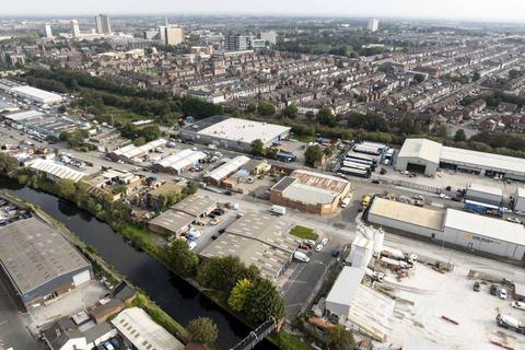 Warehouse to rent, Glendower Street, Brasenose Business Park Bootle L20 8PS