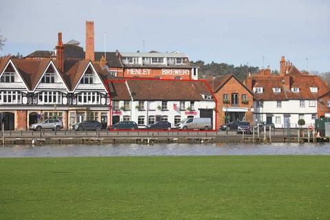 Restaurant to rent, 25 Thameside Henley On Thames RG9 2LJ