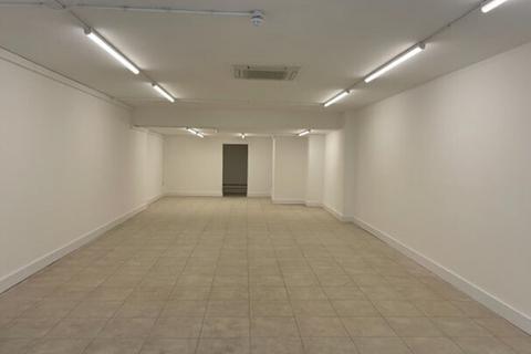 Retail property (high street) to rent, 2-3 Silver St Trowbridge BA14 8AA