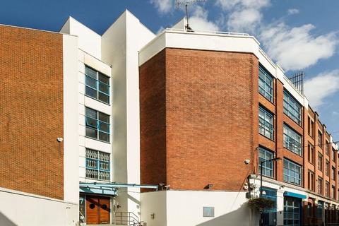 Office to rent, 7 Holyrood St London SE1 2EL