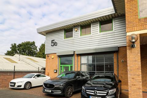 Distribution warehouse to rent, 5A-5B Coleshill Rd Sutton Coldfield B75 7BU