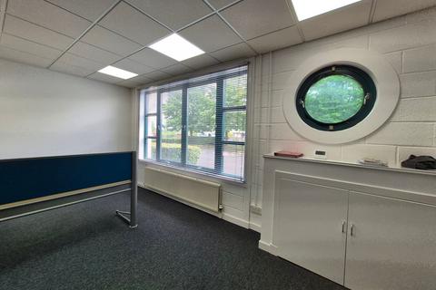 Distribution warehouse to rent, Cooperage Way Alloa FK10 3LP