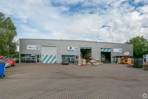 Distribution warehouse to rent, Birch Swindon SN2 8UU