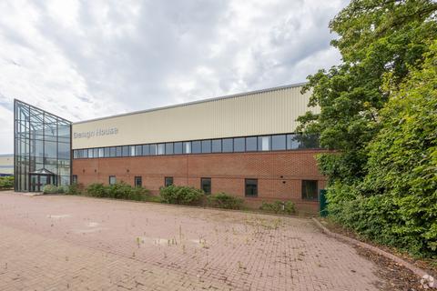 Industrial unit to rent, Caswell Rd Northampton NN4 7PW