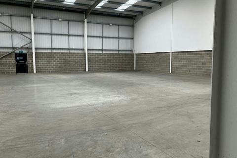 Warehouse to rent, 2-6 Faraday Way Orpington BR5 3QW