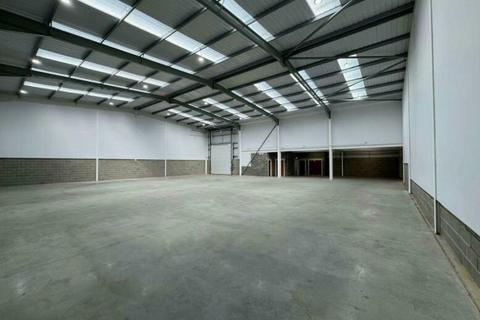 Warehouse to rent, 2-6 Faraday Way Orpington BR5 3QW
