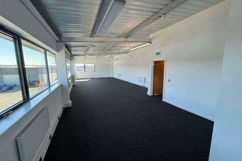 Warehouse to rent, 2-6 Faraday Way Orpington BR5 3QW