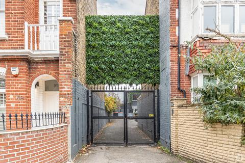 Office to rent, 91 Peterborough Rd London SW6 3BU