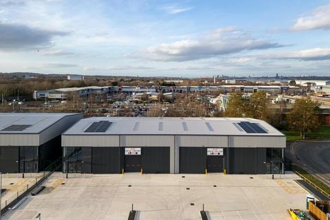 Warehouse to rent, 3 Welton Rd Wirral CH62 3PN