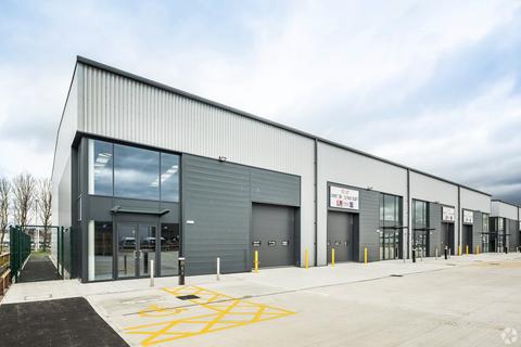 Warehouse to rent, 3 Welton Rd Wirral CH62 3PN
