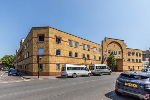 Industrial unit to rent, 20-22 Union Rd London SW4 6JP