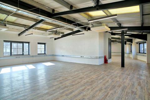 Industrial unit to rent, 20-22 Union Rd London SW4 6JP