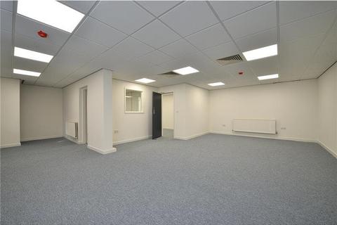 Warehouse to rent, Caledonia Way Manchester M32 0ZH