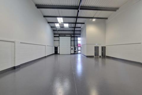 Distribution warehouse to rent, Transfesa Rd Paddock Wood TN12 6UT