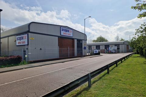 Distribution warehouse to rent, Transfesa Rd Paddock Wood TN12 6UT