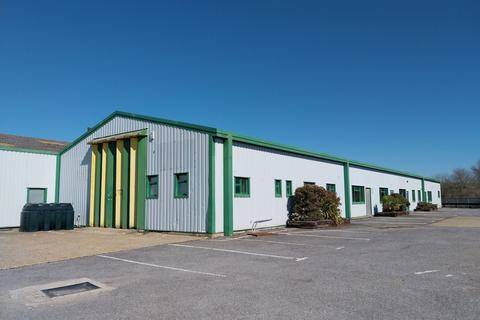 Warehouse to rent, Beach Rd Newhaven BN9 0BX