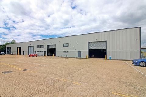 Warehouse to rent, 5-8 Cartwright Rd Stevenage SG1 4QJ