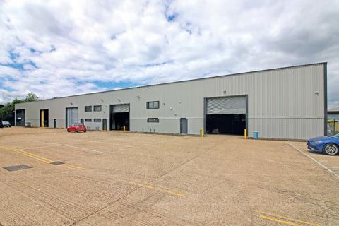 Industrial unit to rent, 1-4 Cartwright Rd Stevenage SG1 4QJ