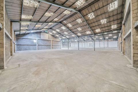 Warehouse to rent, Renwick Rd Barking IG11 0SB