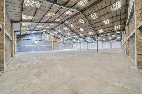 Warehouse to rent, Renwick Rd Barking IG11 0SB