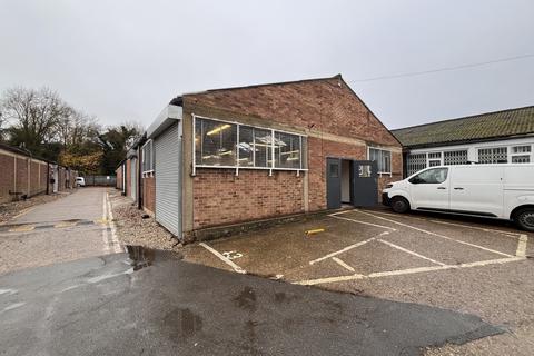 Industrial unit to rent, 16C Mimram Rd Hertford SG14 1NN