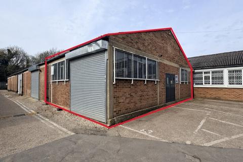Industrial unit to rent, 16C Mimram Rd Hertford SG14 1NN