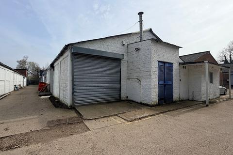 Industrial unit to rent, 16C Mimram Rd Hertford SG14 1NN