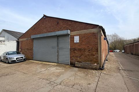 Industrial unit to rent, 16C Mimram Rd Hertford SG14 1NN