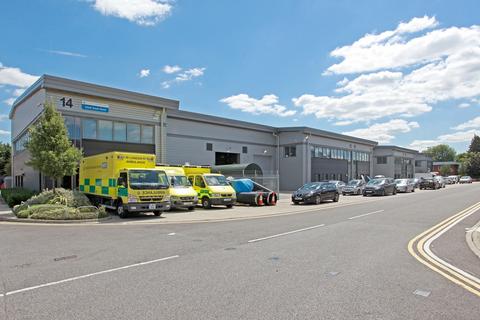 Distribution warehouse to rent, Clock Tower Rd Isleworth TW7 6DT