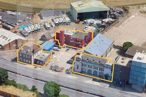 Office for sale, London E14