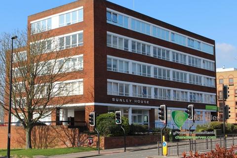 Office to rent, Oxford Rd Aylesbury HP19 8EZ