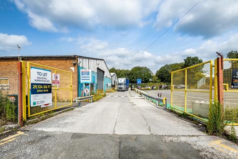 Distribution warehouse to rent, Road Four Winsford CW7 3RS
