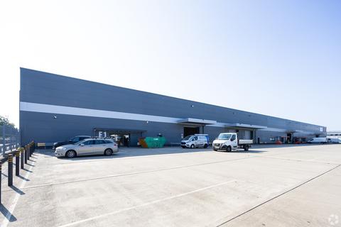 Warehouse to rent, Bircholt Rd Maidstone ME15 9YY
