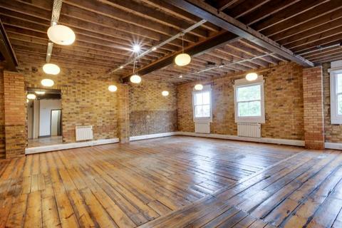 Healthcare facility to rent, 2A-2B Wrentham Ave London NW10 3HA