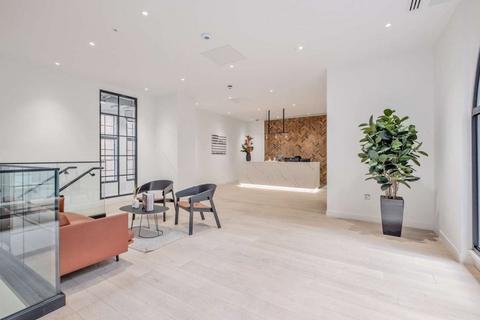 Office to rent, 3 Moorgate Pl London EC2R 6EA