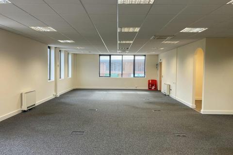 Office to rent, Bell Ln Amersham HP6 6FA