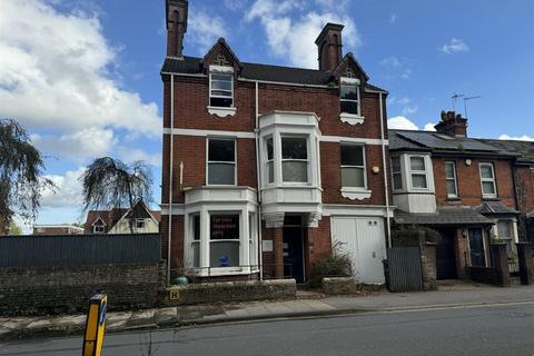 Retail property (high street) for sale, 123 Exeter St Salisbury SP1 2SG