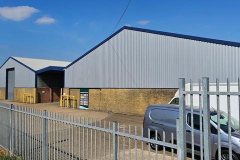 Industrial development to rent, Pattenden Ln Tonbridge TN12 9QJ