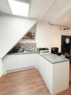 Office to rent, 11-13 Market Pl London W1W 8AH