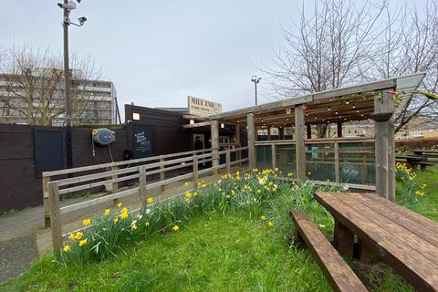 Restaurant to rent, Mile End Playground, Locksley St London E14 7EJ