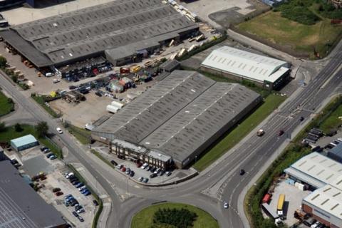 Warehouse to rent, 11 Pontefract Ln Leeds LS9 0RR
