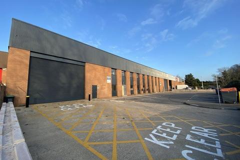 Warehouse to rent, 3-4 Fairfield Trade Park Kingston Upon Thames KT1 3