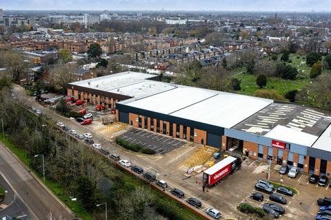 Warehouse to rent, 3-4 Fairfield Trade Park Kingston Upon Thames KT1 3