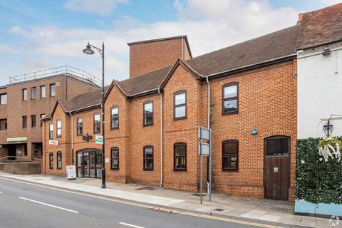 Office to rent, 12-20 Oxford St Newbury RG14 1JB