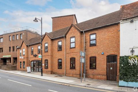 Office to rent, 12-20 Oxford St Newbury RG14 1JB