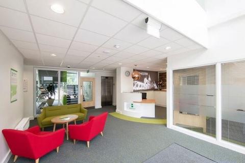 Office to rent, Terminus Rd Chichester PO19 8TX