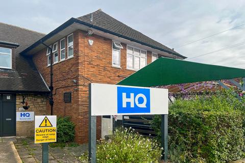 Office to rent, Nursery Ln Leeds LS17 7HW
