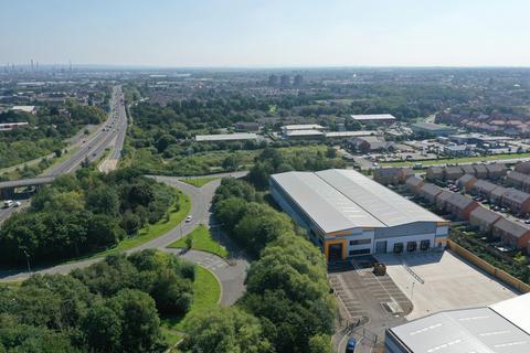 Distribution warehouse to rent, Rossmore Rd E Ellesmere Port CH66 1LU