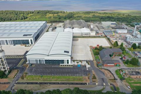 Distribution warehouse to rent, North Rd Ellesmere Port CH65 1BA
