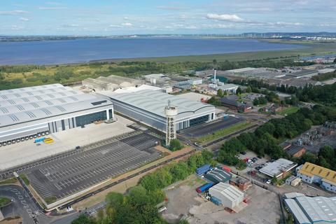 Distribution warehouse to rent, North Rd Ellesmere Port CH65 1BA